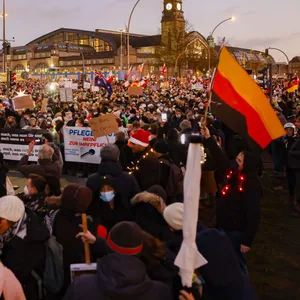 Corona-Demo am Samstag in Hamburg: Insgesamt waren 11.500 Teilnehmer dort.