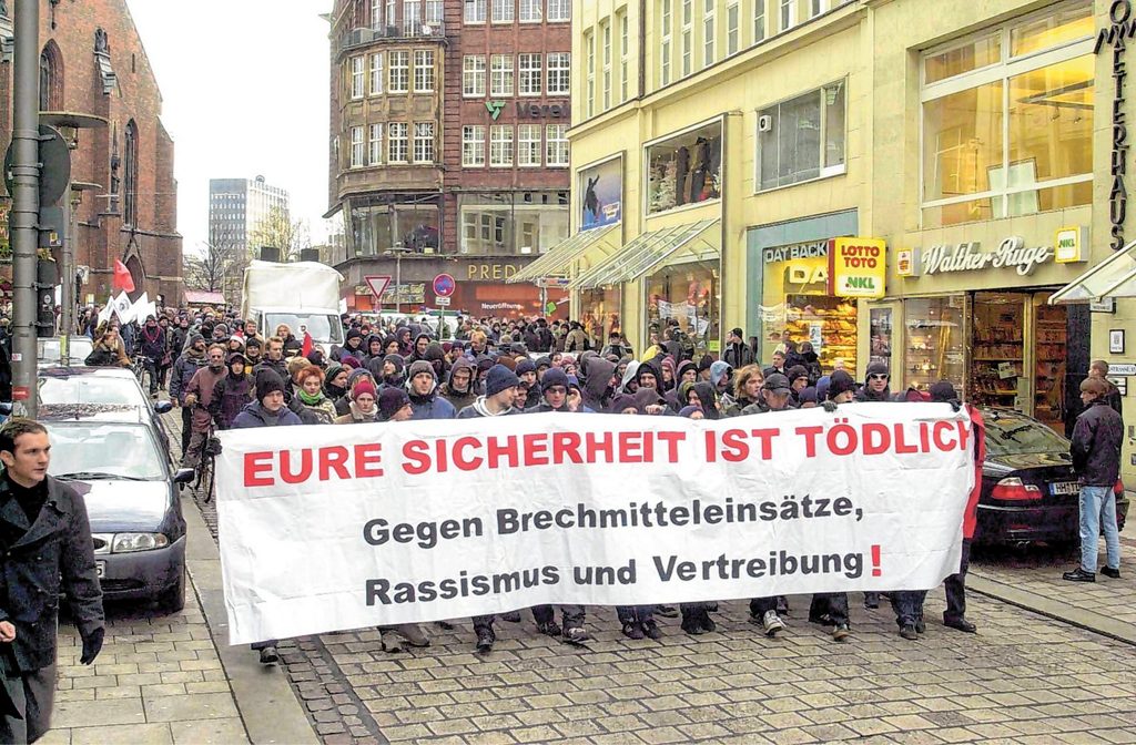 Demonstration gegen Brechmittel