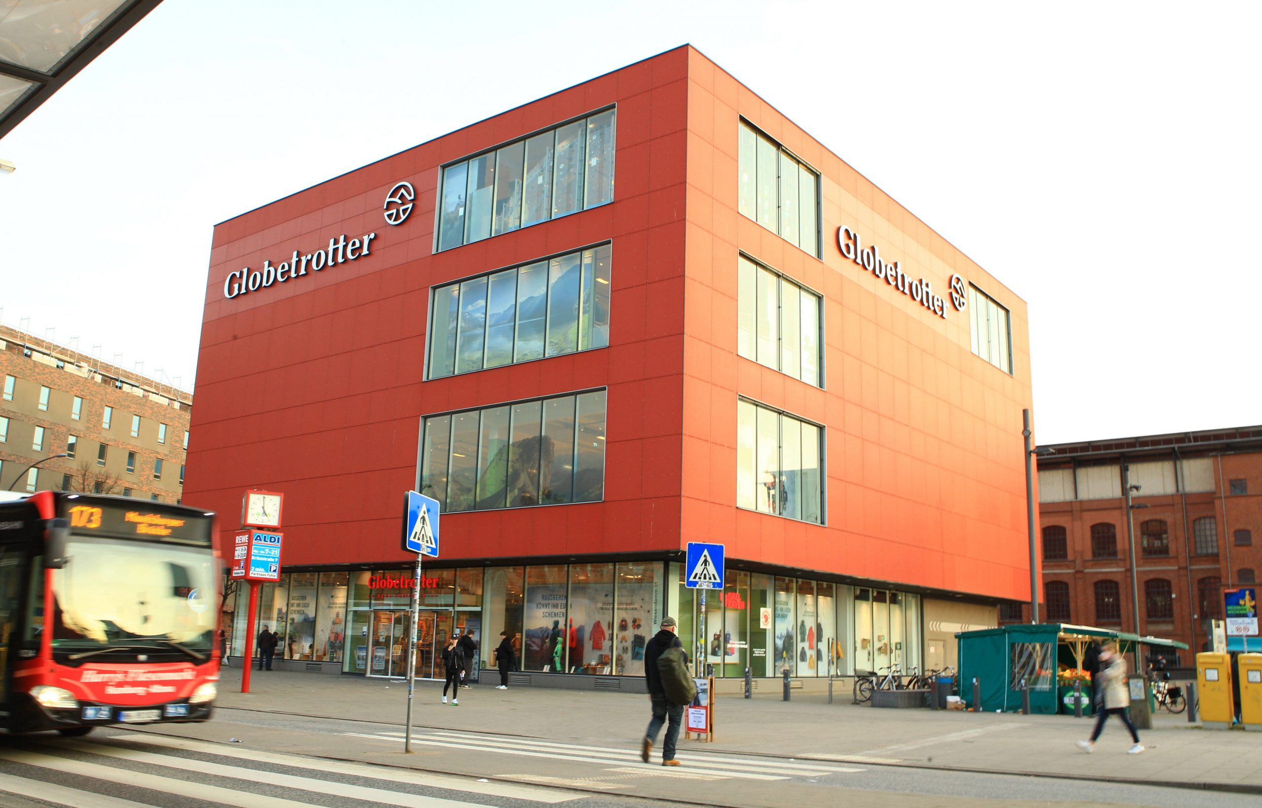Der Globetrotter-Filiale in Hamburg-Barmek entstand ein Schaden in Höhe von mehreren Zehntausend Euro.