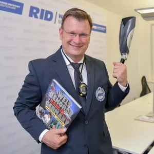 Olaf Kuchenbecker ist der Geschäftsführer vom Rekord-Institut Deutschland in Hamburg.