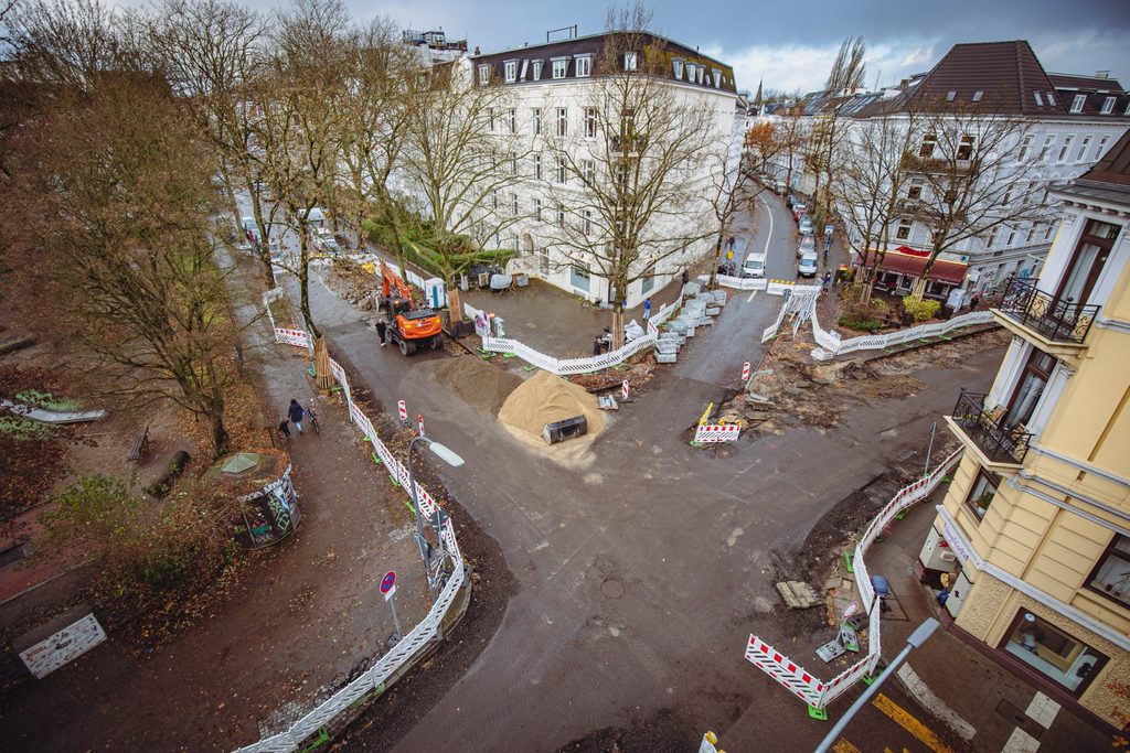Die Kreuzung Arnoldstraße/Rothestraße ist seit zwei Wochen komplett für den Verkehr gesperrt.