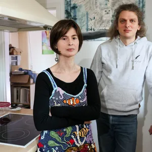 Katja Bergmann (50) und Carsten Praefcke (43) zahlten über 3400 Euro für die Verschlimmerung des Wasserrohrbruchs.