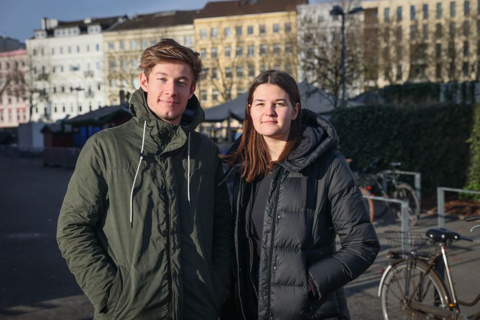 Max Braun, 22, Praktikant im Marketingbereich & Noa Bosinius, 21, Praktikantin im Marketingbereich