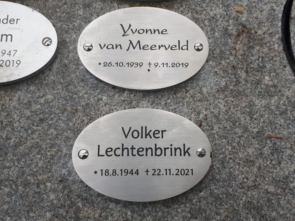 Grab von Volker Lechtenbrink und Yvonne van Meerveld