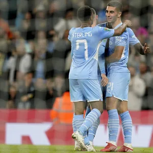 Ferran Torres (r.)