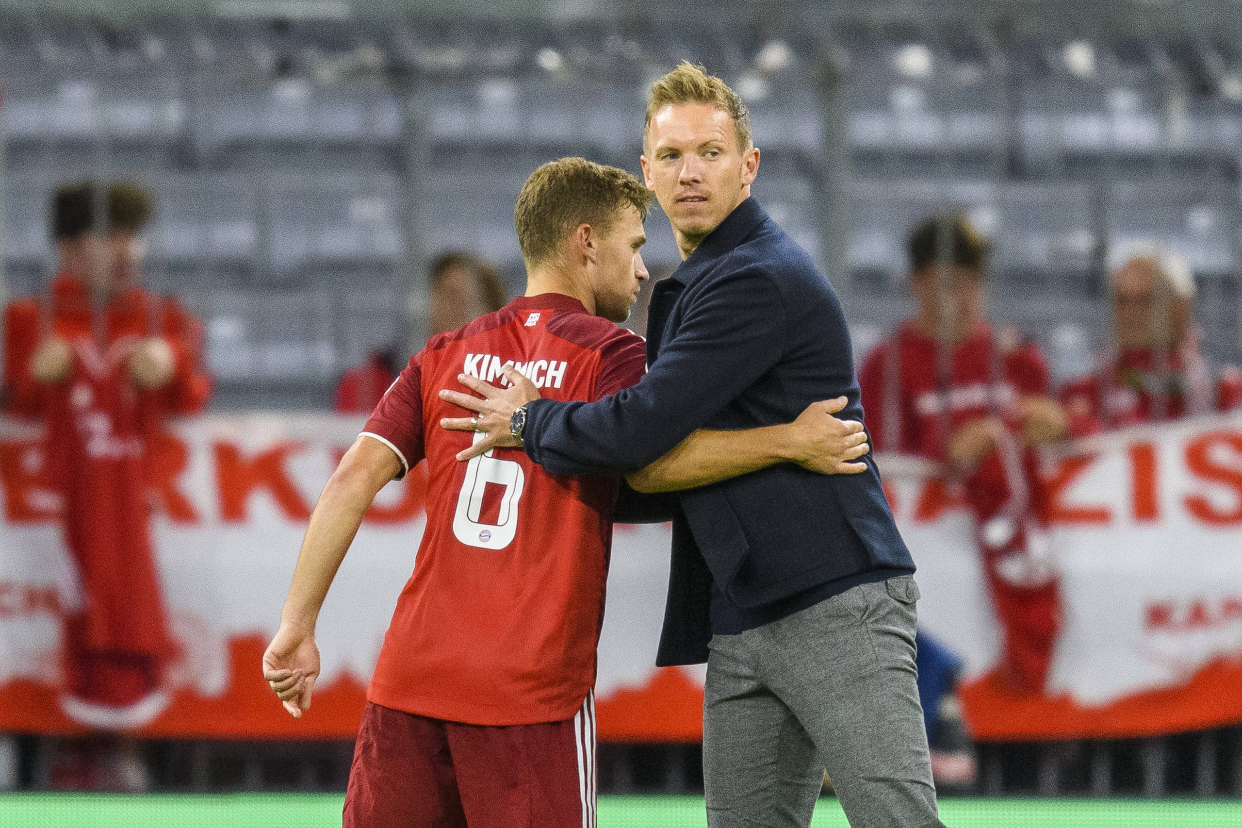 Joshua Kimmich und Julian Nagelsmann vom FC Bayern