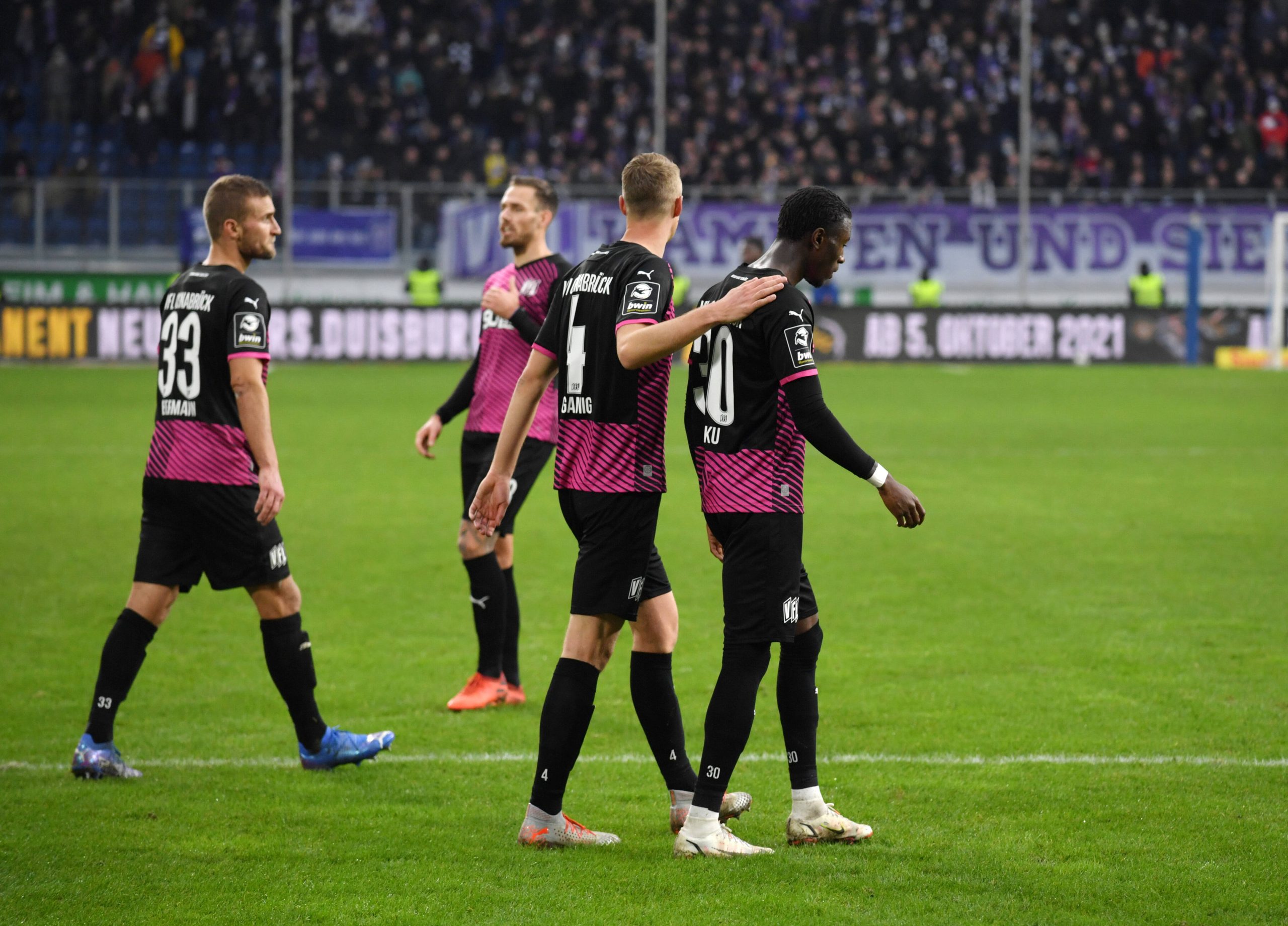 Eklat bei HSV-Spiel gegen Hannover: Partie stand kurz vor dem Abbruch
