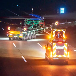 Die fehlgeschlagene Abfahrt sorgte für erhebliche Verkehrsbehinderungen.