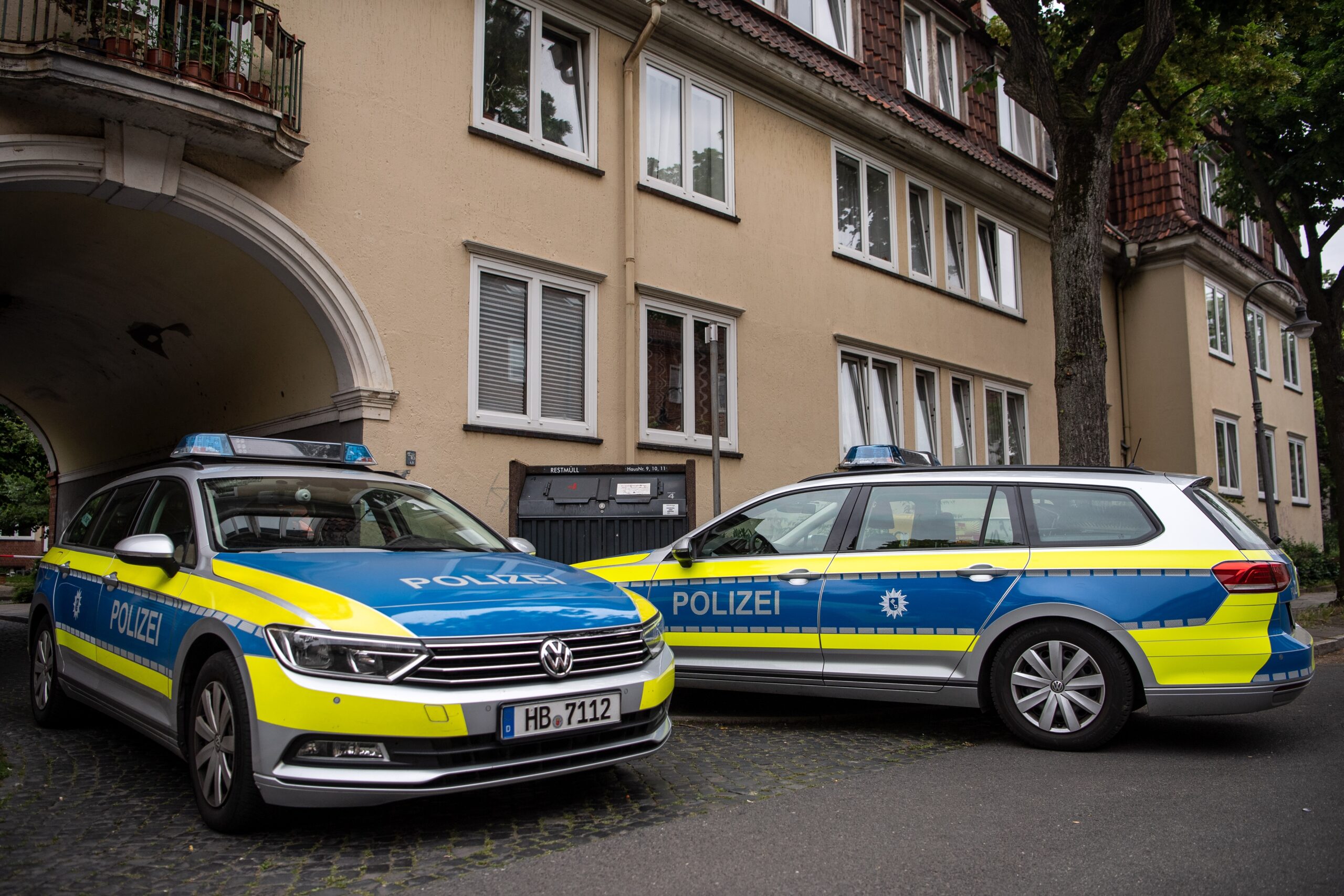Symbolbild: Einsatzfahrzeuge der Polizei Bremen