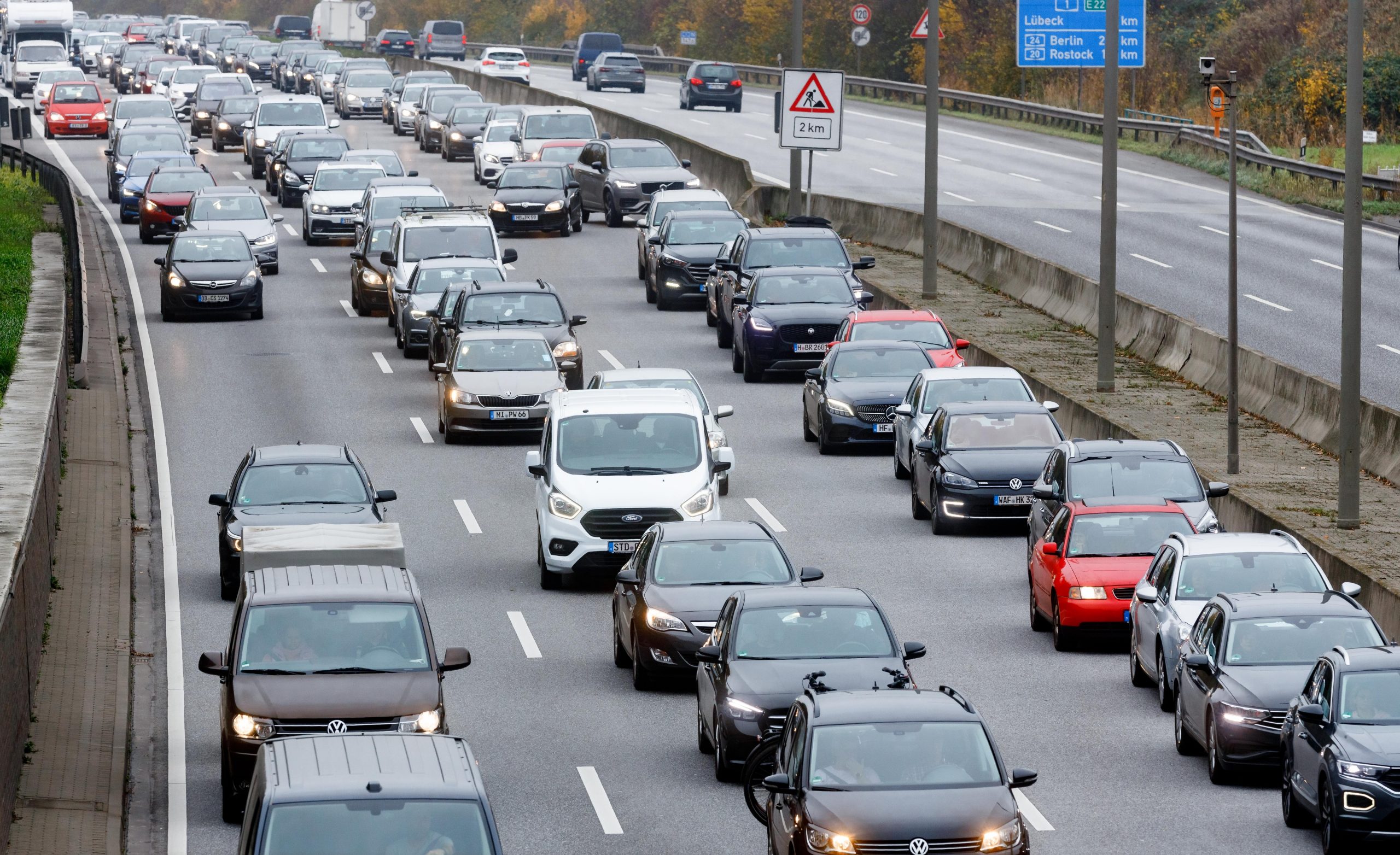 Stau auf der A1 Richtung Süden