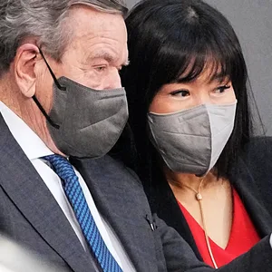 Ehepaar Schröder-Kim