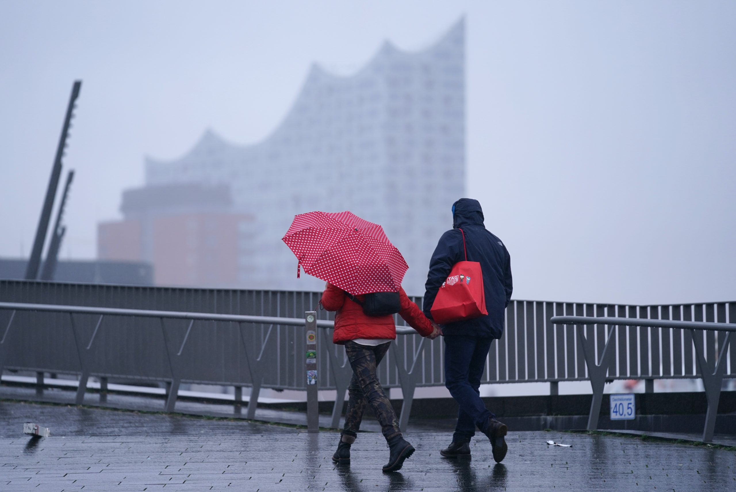 Wetter in Hamburg: „Dieter“ bringt Regen, Sturm – und Schnee?