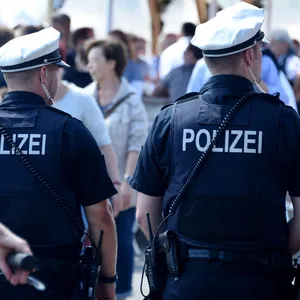 Polizisten auf der Kieler Woche