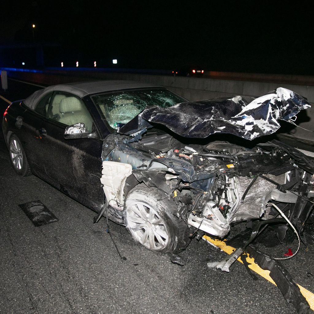 Unfall auf der A1: Der Wagen des Unfallfahrers