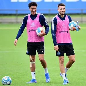 Jonas David und Mario Vuskovic