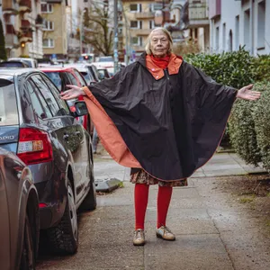 Sonja Tesch, Vorsitzende von Fuß e.V. Hamburg bemängelt den fehlenden Platz für Fußgänger.