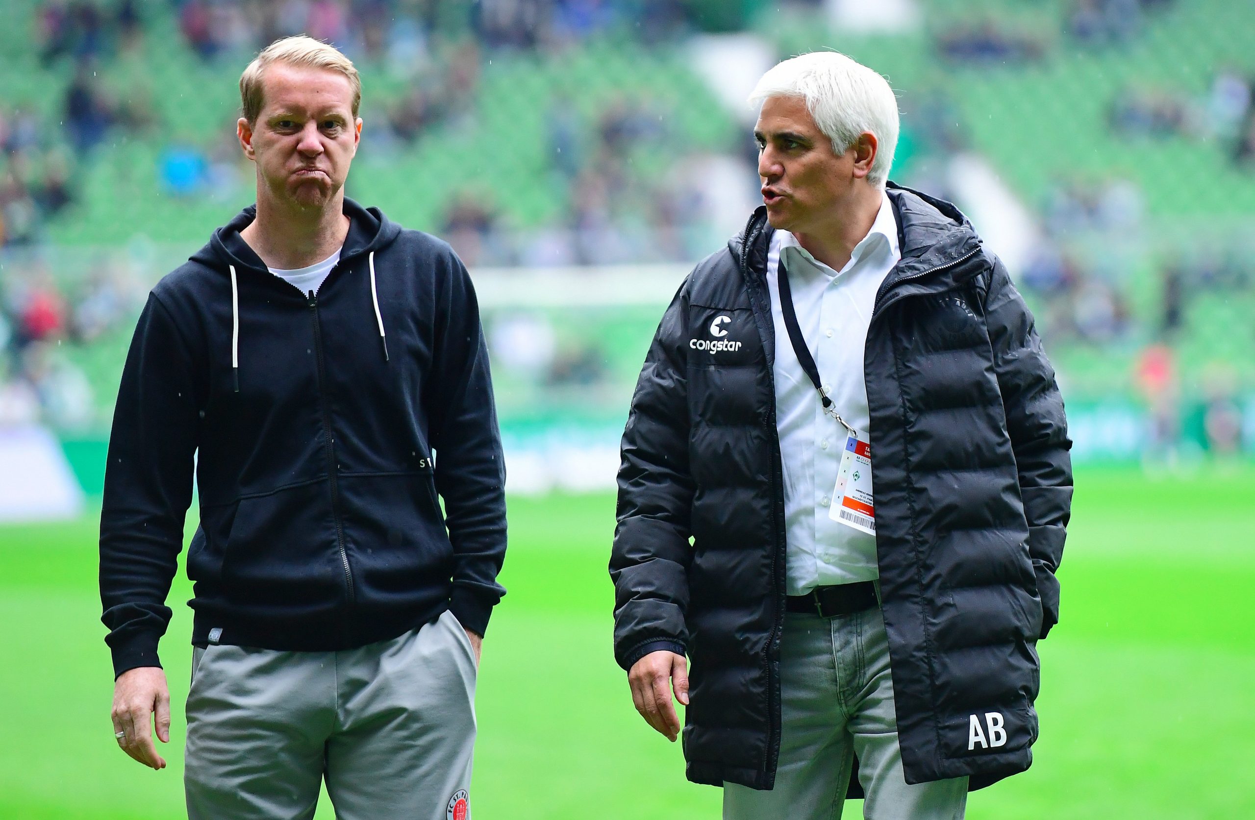Timo Schultz (l.) und Andreas Bornemann sind bei St. Pauli für den Erfolg 2021 entscheidend mitverantwortlich und wollen diesen 2022 fortsetzen.