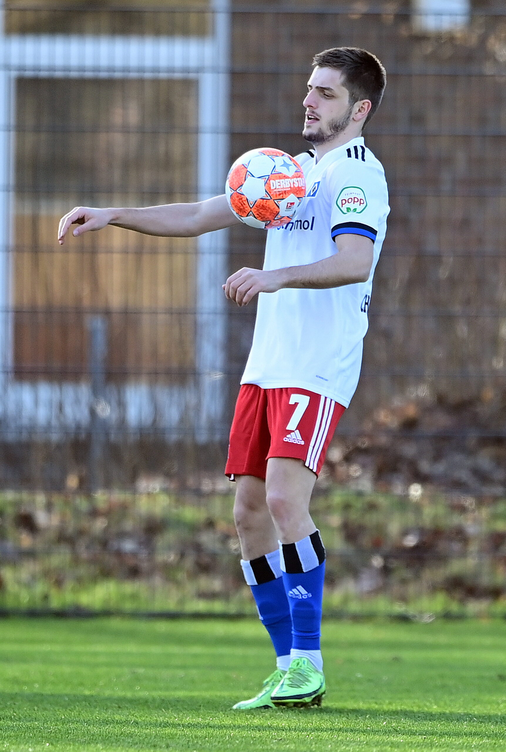 Giorgi Chakvetadze feierte im Testspiel gegen den FC Midtjylland (1:5) sein HSV-Debüt.