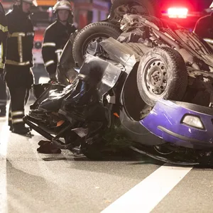 Verunfallter Ford Focus auf der A1