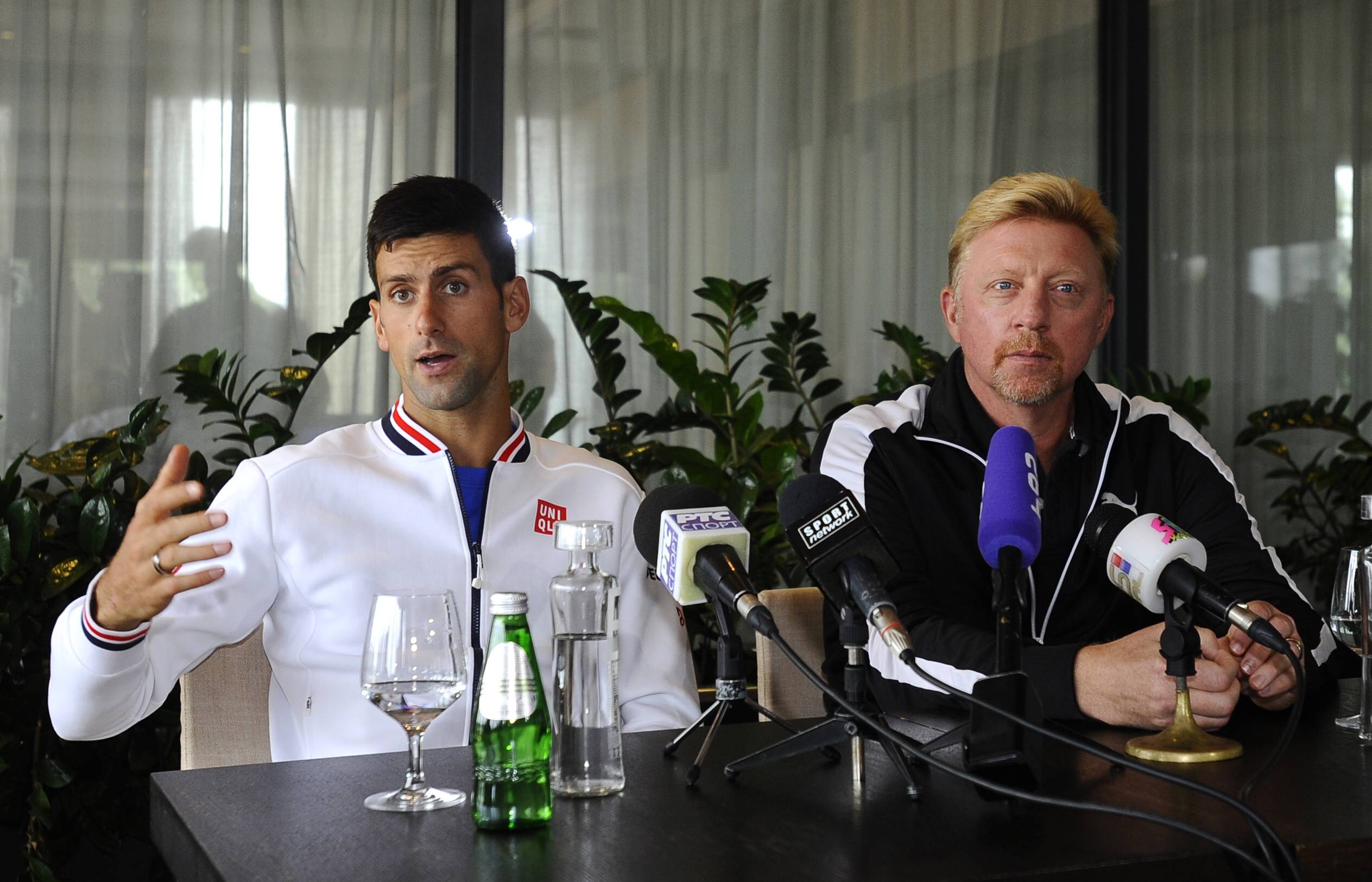 Da war er noch sein Trainer: Boris Becker und Novak Djokovic bei einer Pressekonferenz