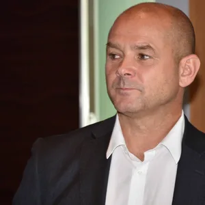 EHF-Boss Martin Hausleitner bei einem Medientermin.
