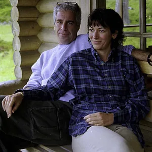 Jeffrey Epstein Ghislaine Maxwell