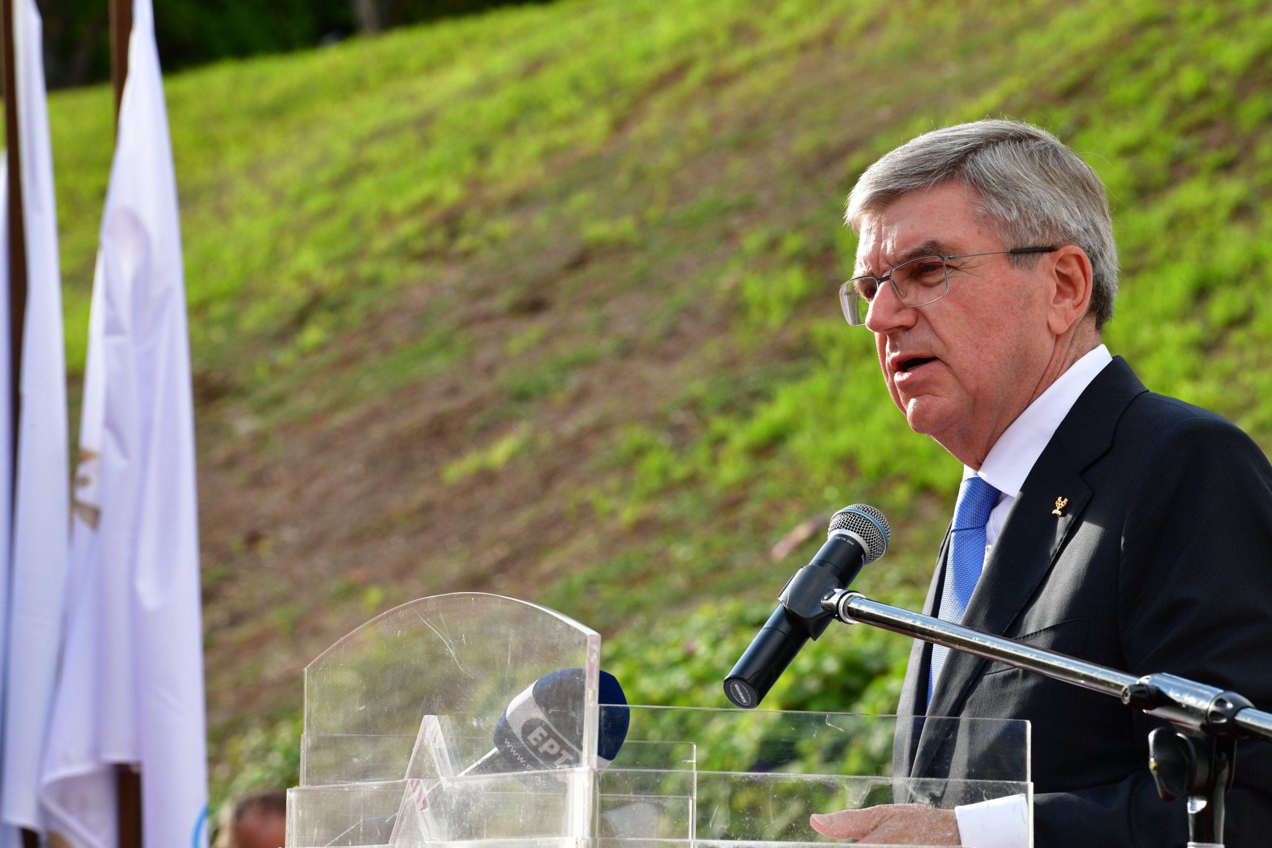 IOC-Präsident Thomas Bach hält eine Rede.