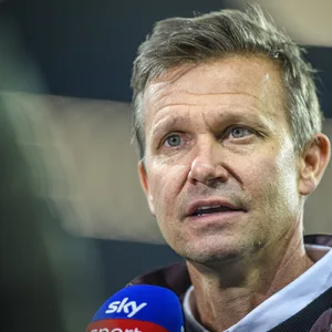 Jesse Marsch gibt ein Interview