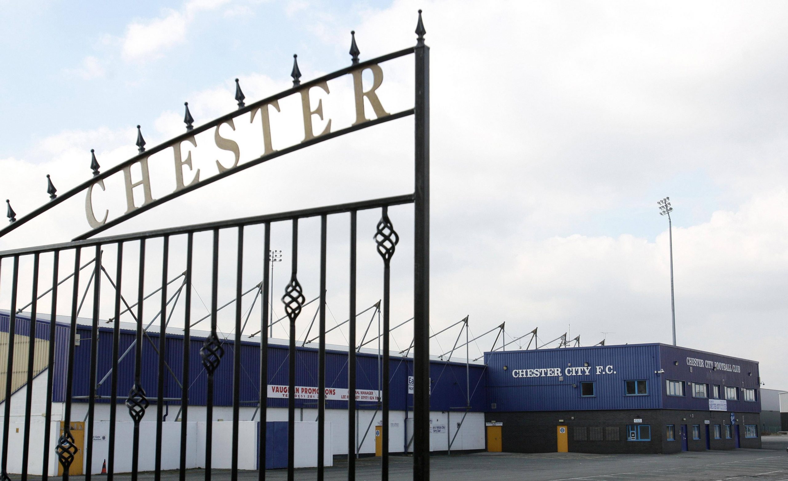 Der Eingang zum Stadion des Chester FC