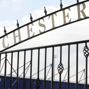Der Eingang zum Stadion des Chester FC