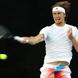 Alexander Zverev schlägt eine Vorhand.