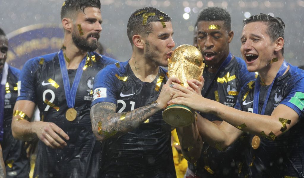 Derzeitiger Weltmeister ist Frankreich, die 2018 im WM-Finale gegen Kroatien gewannen.