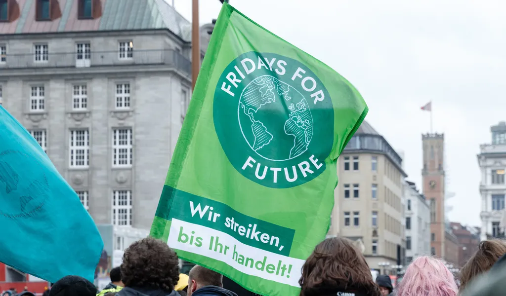 Statt am Freitag in Hamburg wie gewohnt für das Klima zu streiken, ruft die Bewegung „Fridays for Future“ dazu auf, sich aus Solidarität mit der Ukraine einer Friedens-Demo anzuschließen. (Symbolbild)