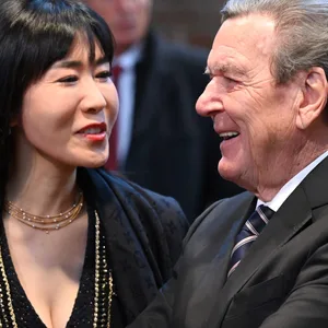 Gerhard Schröder, Alt-Bundeskanzler, und seine Frau So-yeon Schröder-Kim