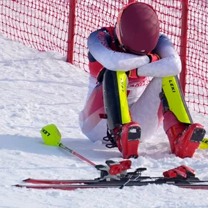 Maßlose Enttäuschung: Bei US-Amerikanerin Mikaela Shiffrin liefen nach dem Slalom die Tränen.