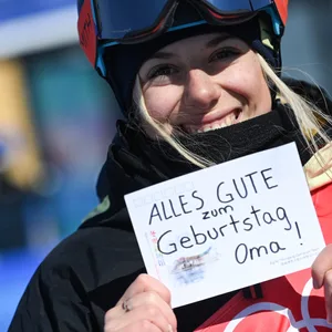 Die deutsche Freestylerin Aliah Delia Eichinger hatte eine kleine Botschaft an ihre Oma.