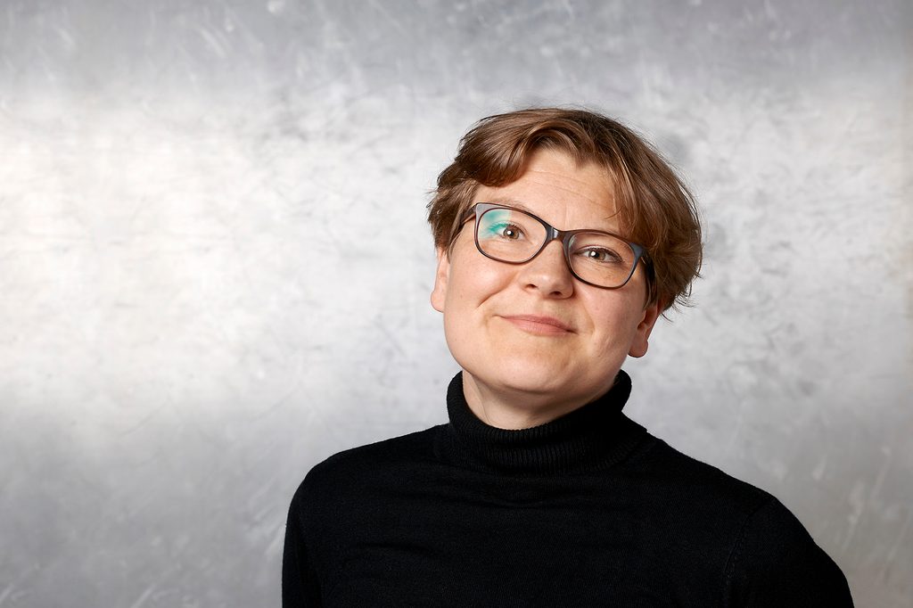 Daniela Schiek ist Wissenschaftliche Mitarbeiterin der Uni Hamburg und forscht unter anderem zu Armut, Arbeit und Lebensläufen.