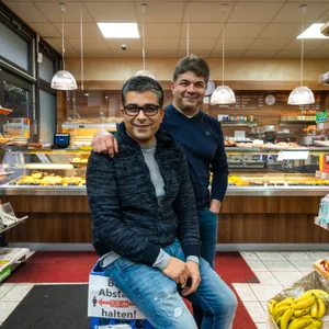 Halil und Murat vom Spitzenmarkt im Harkortstieg