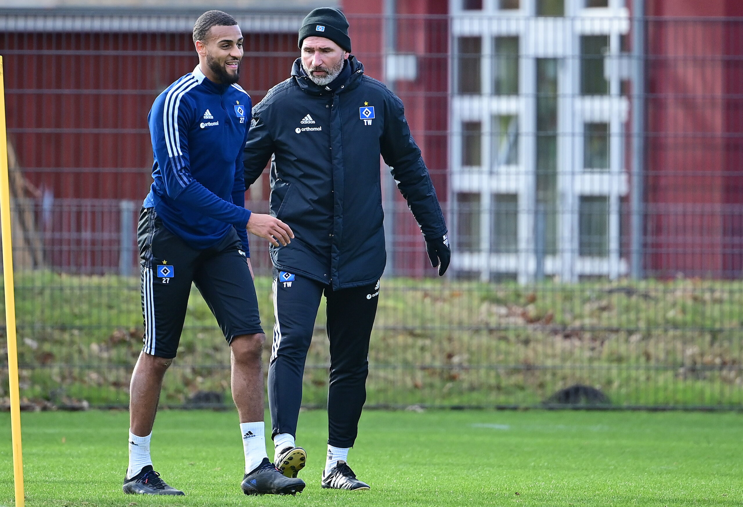 Josha Vagnoman ist wieder im Training – bis zum Pflichtspiel-Comeback dürfte es noch dauern.