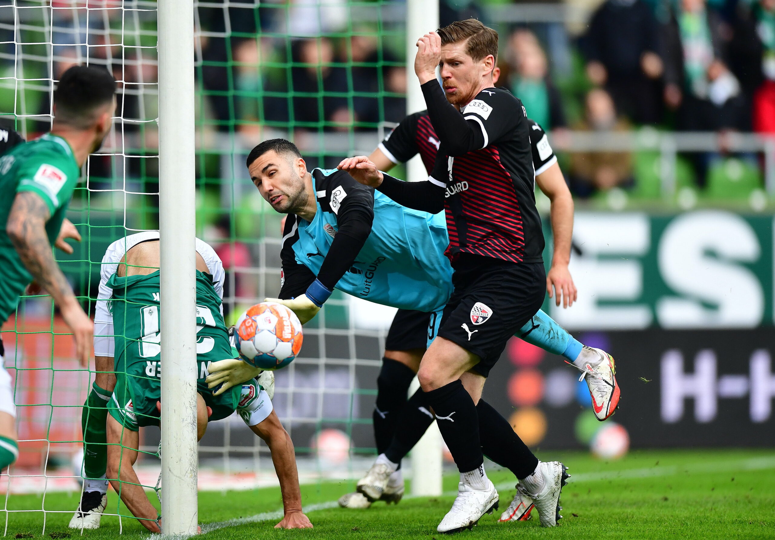 Dejan Stojanovic rettete Ingolstadt in Bremen beim 1:1 einen Punkt.