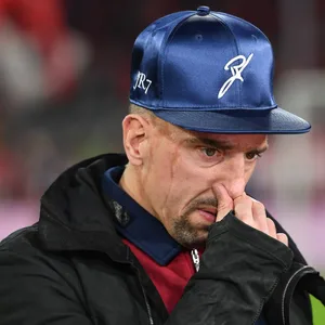 Franck Ribéry hat bei einem Autounfall eine leichte Gehirnerschütterung erlitten.