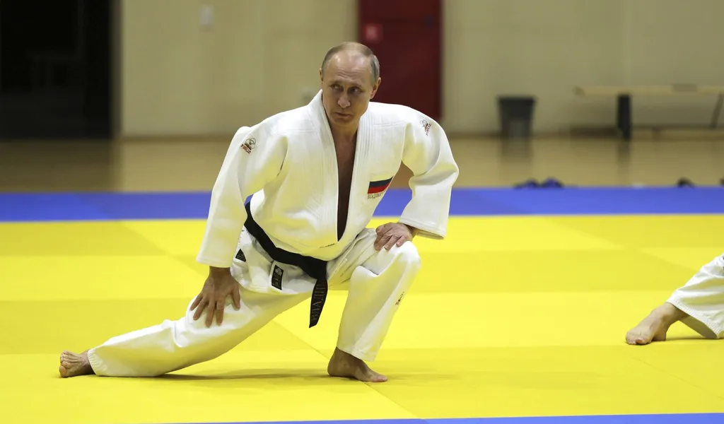 Wladimir Putin hat selbst den schwarzen Gürtel in der Sportart Judo.