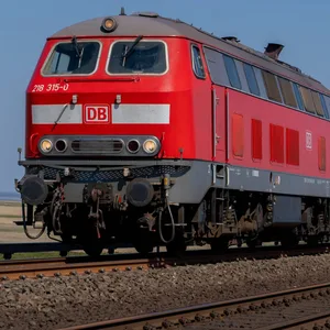 Zug auf der Strecke zwischen Hamburg und Sylt (Symbolbild).