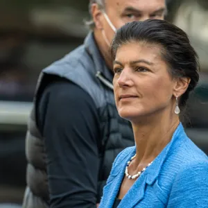 Sahra Wagenknecht sagt, sie habe sich in Bezug auf Putin „geirrt“.