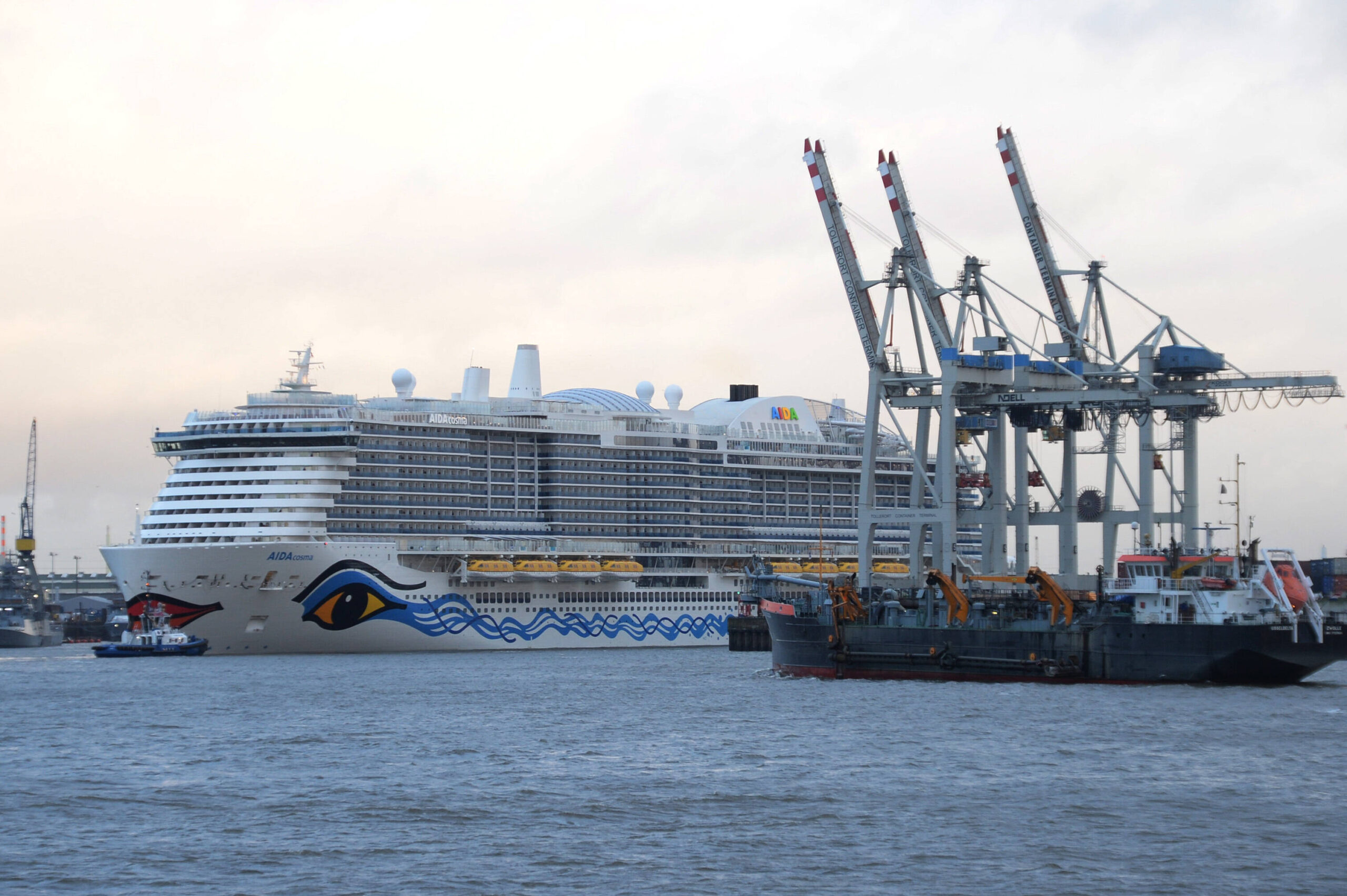 Im Jahr 2022 rechnet die Kreuzfahrtbranche wieder mit mehr Schiffanläufen im Hamburger Hafen.