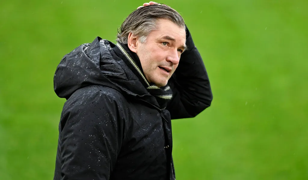 Sportdirektor Michael Zorc ist über die Leistung der BVB-Profis mehr als unzufrieden.
