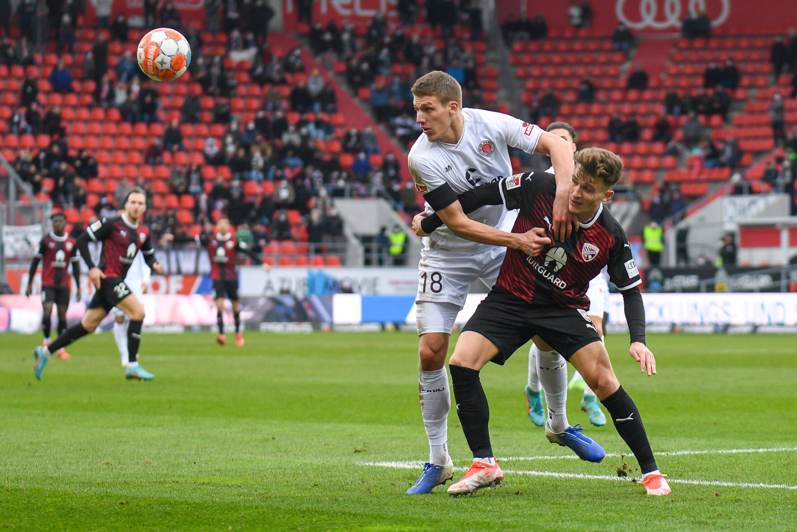 Nicht nur Jakov Medic (l.) spielte gegen Ingolstadt wesentlich stabiler als noch gegen Hannover vor Wochenfrist.