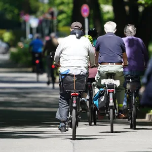 Vor dem Hotel „Atlantic“ entsteht eine neue Fahrradstraße (Symbolbild).