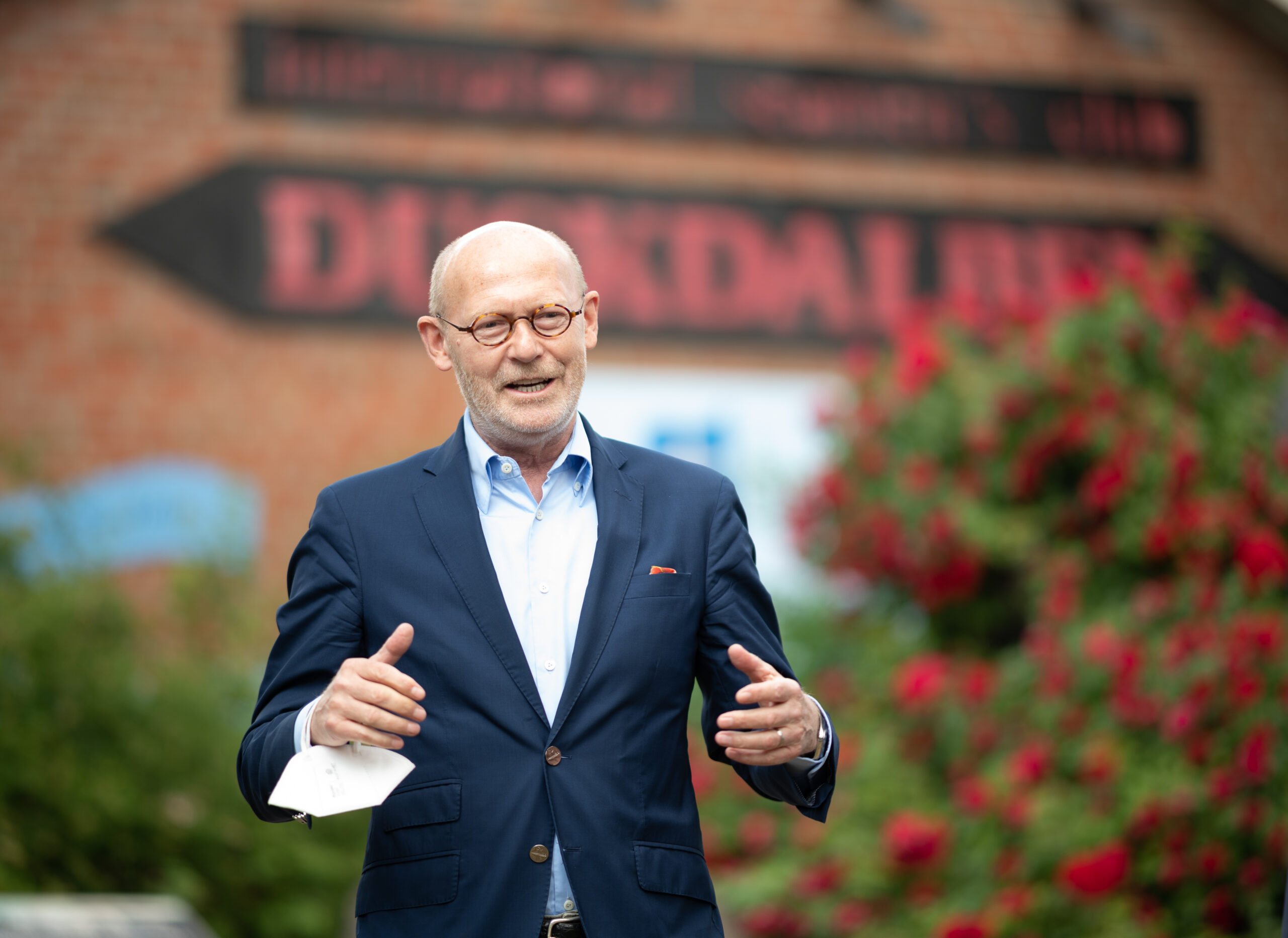 Wirtschaftssenator Michael Westhagemann (parteilos) will Hamburg zum Drehkreuz für grünen Wasserstoff machen.
