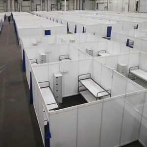Die Kabinen in den Messehallen sind inzwischen voll belegt.
